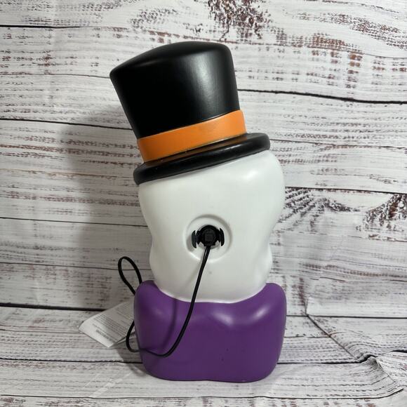 Way To Celebrate Halloween Skull Head with Top Hat Blow Mold Decor New - Picture 3 of 5